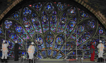 Les vitraux de la cathédrale Notre-Dame de Paris, chantier scientifique CNRS/ministère de la Culture